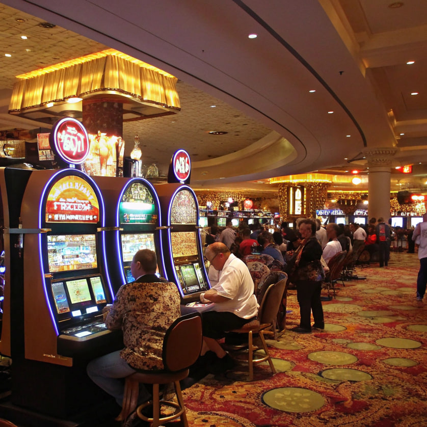8aa-Game-Slots